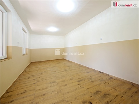 Prodej rodinného domu, 200 m² 2