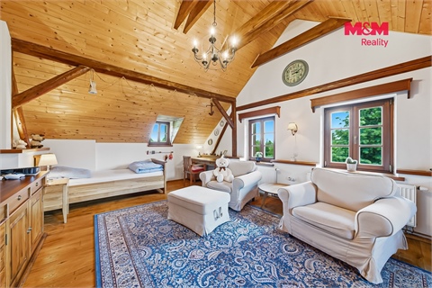 Prodej rodinného domu, 223 m² 2
