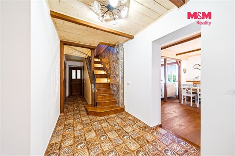 Prodej rodinného domu, 223 m² - 14