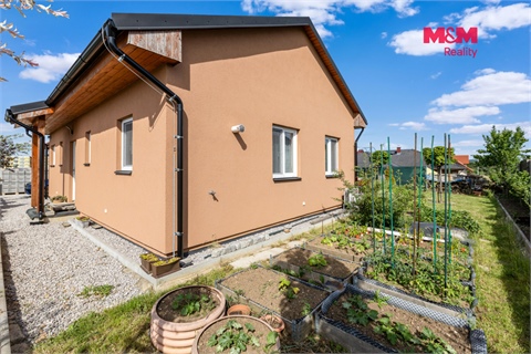 Prodej rodinného domu, 74 m² - 16