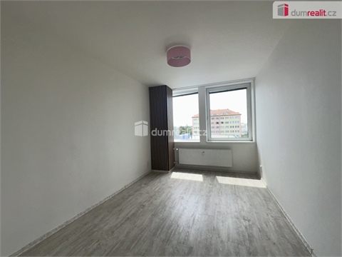 Pronájem bytu 3kk, 82 m² 8