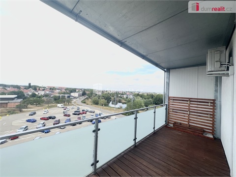 Pronájem bytu 3kk, 82 m² 2