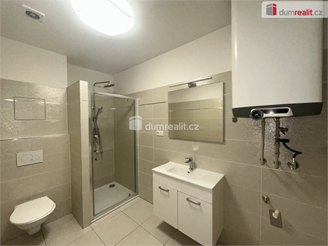 Pronájem bytu 3kk, 82 m² 10