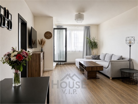 Prodej bytu 2kk, 61 m² 2
