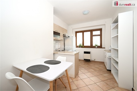 Prodej bytu 2+1, 44 m² - 2