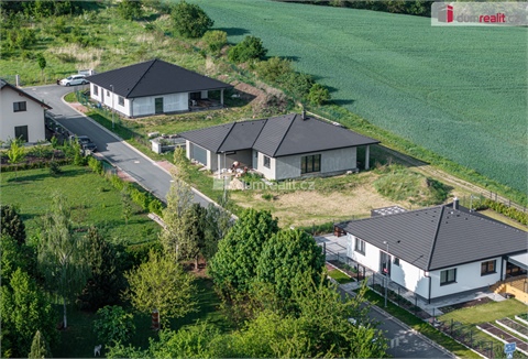 Prodej rodinného domu, 218 m² 0