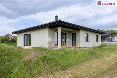 Prodej rodinného domu, 218 m² 2