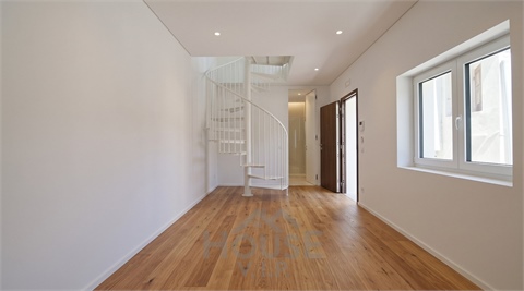 Prodej bytu 2kk, 65 m² 2