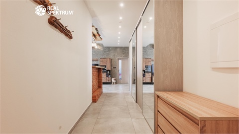 Prodej bytu 3kk, 81 m² 12