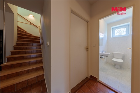 Prodej rodinného domu, 250 m² - 18