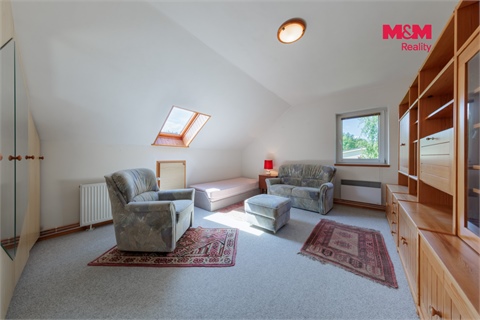 Prodej rodinného domu, 250 m² 2