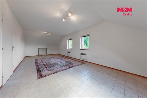 Prodej rodinného domu, 250 m² 14
