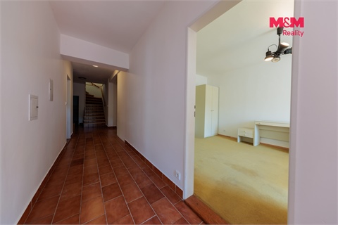Prodej rodinného domu, 250 m² - 22