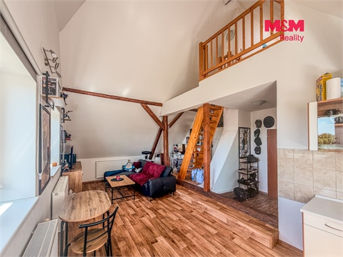 Prodej rodinného domu, 200 m² 16