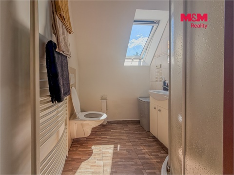 Prodej rodinného domu, 200 m² - 12