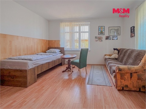 Prodej rodinného domu, 200 m² 8