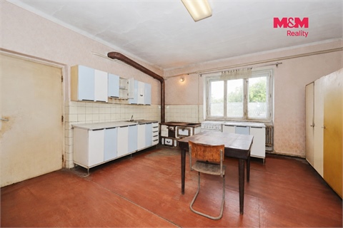 Prodej rodinného domu, 265 m² 10