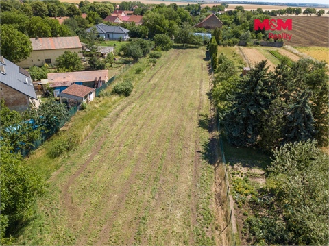 Prodej stavebního pozemku, 1 308 m² 2
