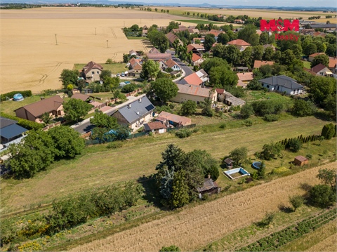Prodej stavebního pozemku, 1 308 m² 4