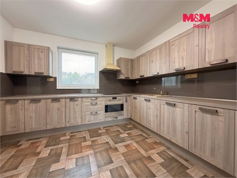 Prodej rodinného domu, 145 m² - 2