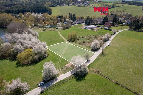 Prodej stavebního pozemku, 2 000 m² 0