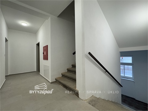 Pronájem bytu 2kk, 42 m² - 4