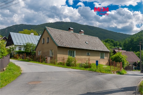 Prodej rodinného domu, 188 m² 0
