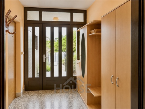 Prodej rodinného domu, 280 m² - 12