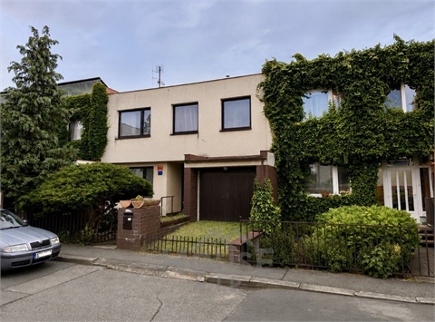 Prodej rodinného domu, 280 m² 0