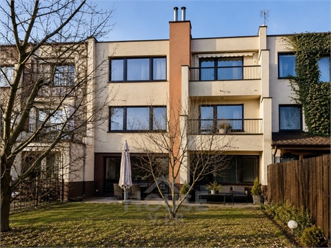 Prodej rodinného domu, 280 m² - 0