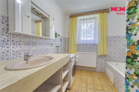 Prodej rodinného domu, 622 m² 16