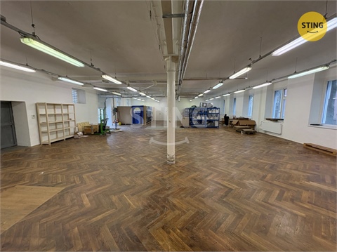 Pronájem skladu / haly, 298 m² - 0
