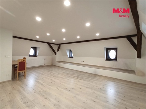 Pronájem bytu 3kk, 75 m² - 8