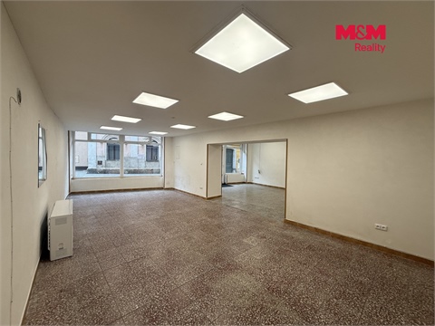 Pronájem obchodních prostor, 70 m² - 0