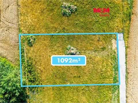 Prodej stavebního pozemku, 1 092 m² 0