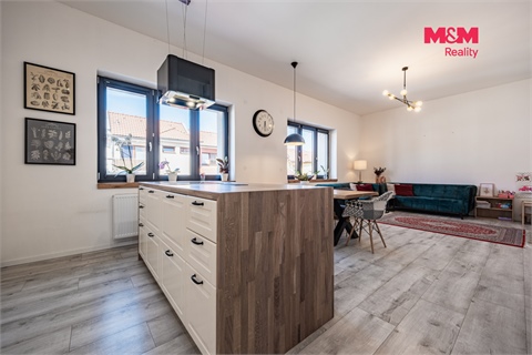 Prodej rodinného domu, 240 m² 20