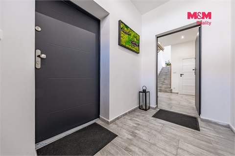Prodej rodinného domu, 240 m² - 10
