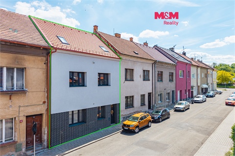 Prodej rodinného domu, 240 m² 0