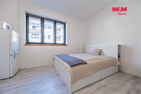 Prodej rodinného domu, 240 m² - 2