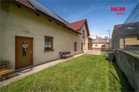 Prodej rodinného domu, 227 m² - 24