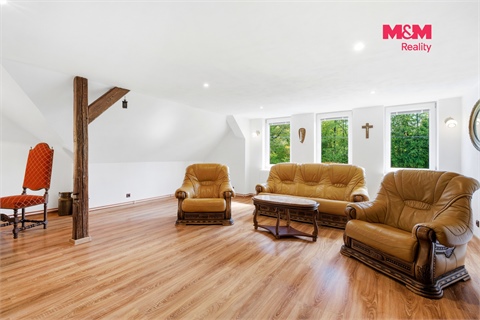 Prodej rodinného domu, 266 m² 26