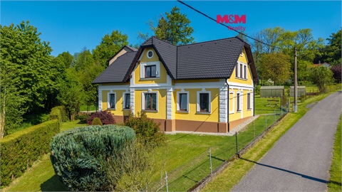Prodej rodinného domu, 266 m² 0