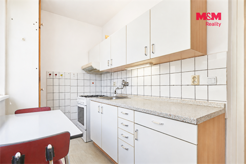 Prodej bytu 1+1, 38 m² - 2