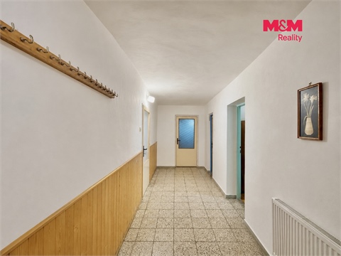 Prodej rodinného domu, 208 m² 14