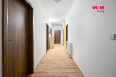 Prodej rodinného domu, 360 m² - 6