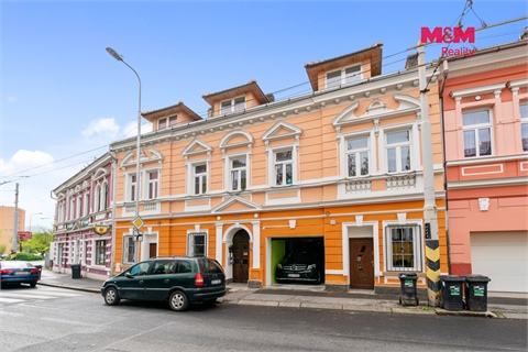 Prodej rodinného domu, 360 m² - 0