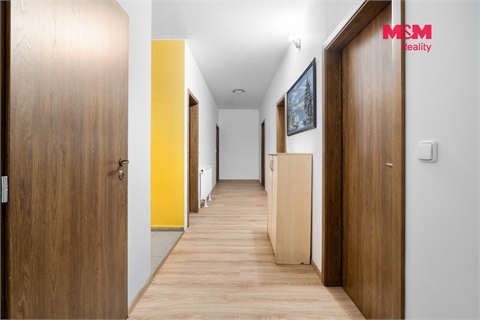 Prodej rodinného domu, 360 m² 8