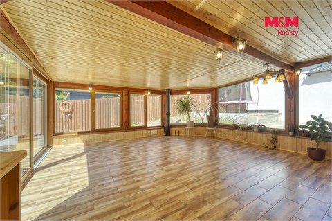 Prodej rodinného domu, 250 m² - 8