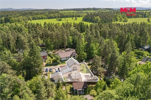 Prodej rodinného domu, 250 m² - 2