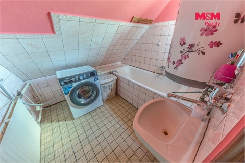 Prodej rodinného domu, 250 m² 20